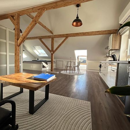 Schoenes Appartement Mit Seeblick Gummersbach Bagian luar foto